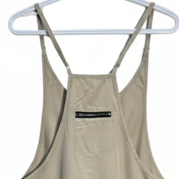 NWOT | Khaki Tan Wide Leg Cropped Overalls Jumpsuit Romper Pockets | Large - Picture 3 of 6